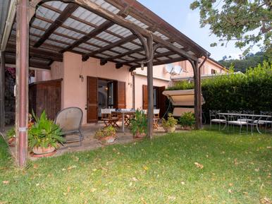 Gemütliches Ferienhaus : Region Sant'Agata sui due Golfi für 8 Personen