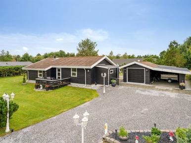 Gemütliches Ferienhaus : Region Hou für 6 Personen