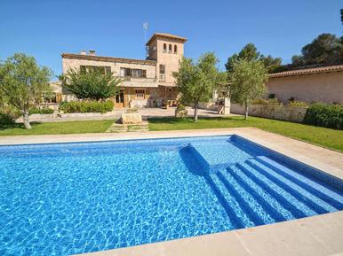 Gemütliches Ferienhaus : Region Manacor für 9 Personen