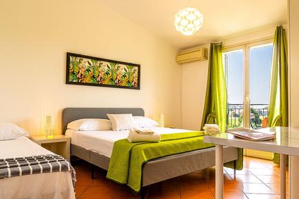  Für 8 Personen: Hübsches Apartment / Ferienwohnung in der Region Giardini Naxos