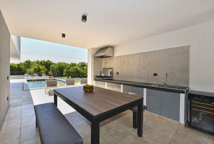 Gemütliches Ferienhaus : Region Stokovci für 8 Personen