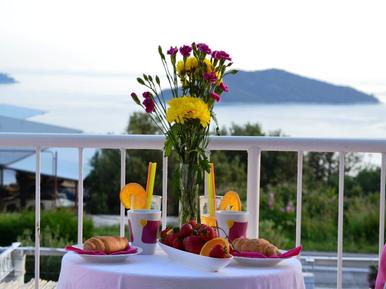 Gemütliches Ferienhaus : Region Brsecine für 13 Personen