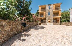  Für 4 Personen: Hübsches Apartment / Ferienwohnung in der Region Starigrad-Paklenica