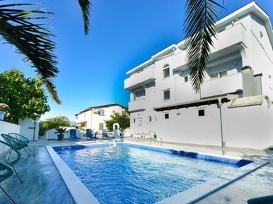 Ferienwohnung, Pool
