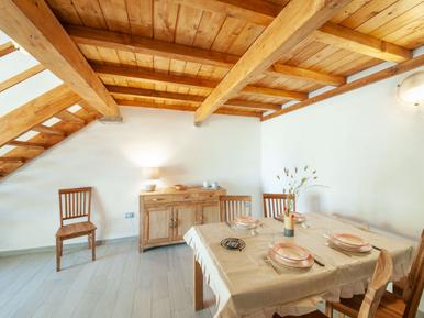 Gemütliches Ferienhaus : Region Badesi für 4 Personen