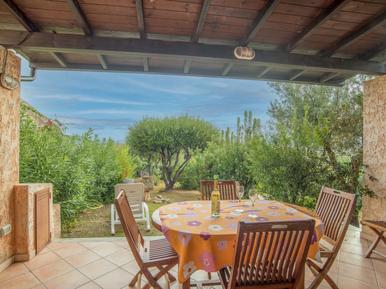Gemütliches Ferienhaus : Region Sant’Elmo für 6 Personen