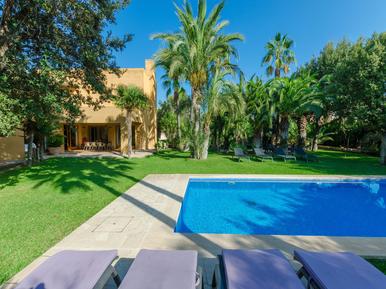 Gemütliches Ferienhaus : Region Cala Bona für 8 Personen