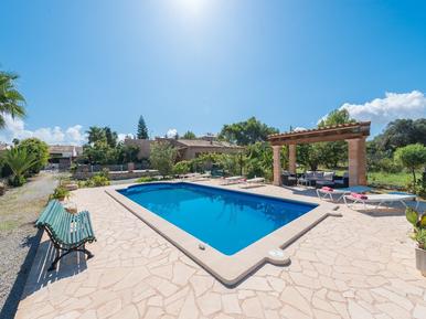 Gemütliches Ferienhaus : Region Cala Bona für 6 Personen