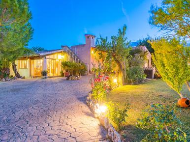 Gemütliches Ferienhaus : Region Santa Margalida für 8 Personen