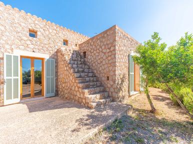 Gemütliches Ferienhaus : Region Cala Bona für 6 Personen
