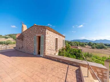 Gemütliches Ferienhaus : Region Cala Bona für 6 Personen