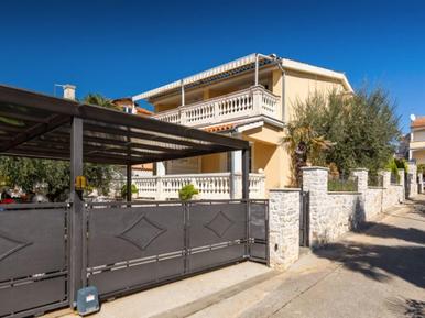  Für 4 Personen: Hübsches Apartment / Ferienwohnung in der Region Porec