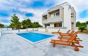 Gemütliches Ferienhaus : Region Zaton bei Zadar für 10 Personen