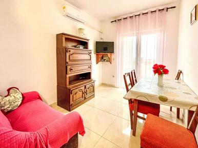  Für 4 Personen: Hübsches Apartment / Ferienwohnung in der Region Povljana