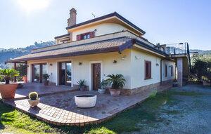  Für 6 Personen: Hübsches Apartment / Ferienwohnung in der Region Corigliano Calabro