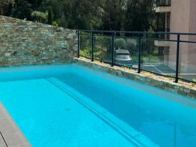  Für 4 Personen: Hübsches Apartment / Ferienwohnung in der Region Saint-Raphael