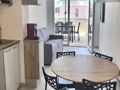  Für 4 Personen: Hübsches Apartment / Ferienwohnung in der Region Sérignan