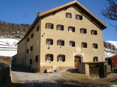  Für 5 Personen: Hübsches Apartment / Ferienwohnung in der Region Graubünden