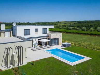 Gemütliches Ferienhaus : Region Brtonigla für 10 Personen