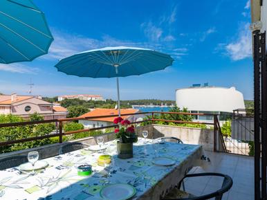  Für 5 Personen: Hübsches Apartment / Ferienwohnung in der Region Pjescana Uvala