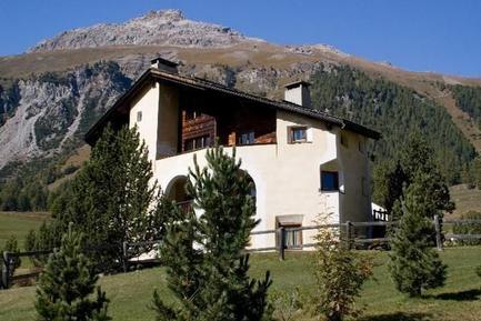  Für 2 Personen: Hübsches Apartment / Ferienwohnung in der Region Samedan