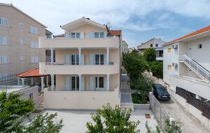  Für 4 Personen: Hübsches Apartment / Ferienwohnung in der Region Okrug Gornji