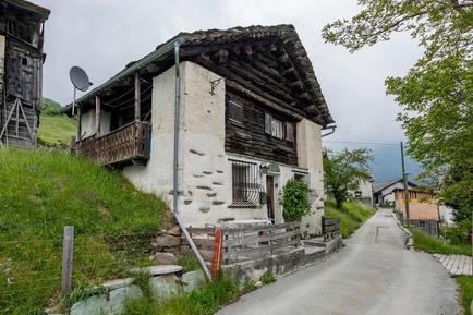 Gemütliches Ferienhaus : Region Graubünden für 4 Personen