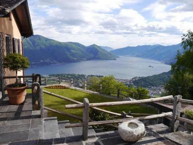 Gemütliches Ferienhaus : Region Orselina für 6 Personen
