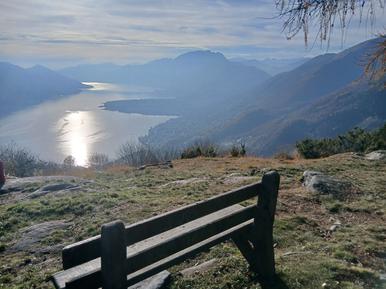 Gemütliches Ferienhaus : Region Tessin für 4 Personen