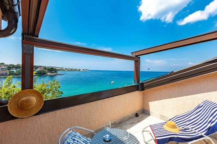  Für 2 Personen: Hübsches Apartment / Ferienwohnung in der Region Vantacici