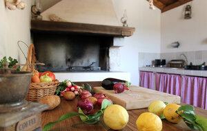 Gemütliches Ferienhaus : Region Vrsine für 7 Personen