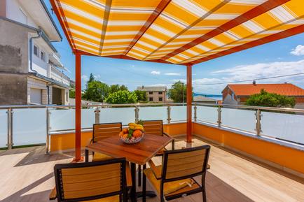  Für 4 Personen: Hübsches Apartment / Ferienwohnung in der Region Kroatische Adriaküste