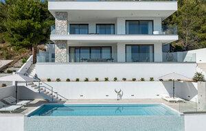 Gemütliches Ferienhaus : Region Blato für 8 Personen