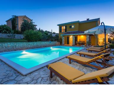 Gemütliches Ferienhaus : Region Montizana für 10 Personen