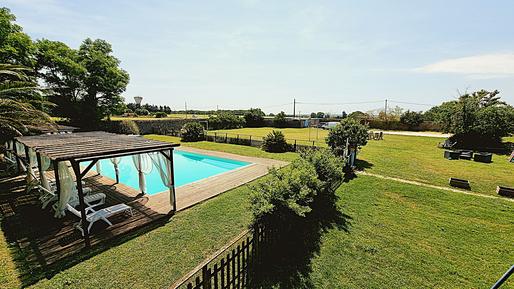 Gemütliches Ferienhaus : Region Saint-Just-Luzac für 10 Personen