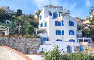 Gemütliches Ferienhaus : Region Torre Colonna-Sperone für 13 Personen