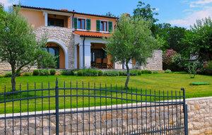 Gemütliches Ferienhaus : Region Stanišovi für 8 Personen