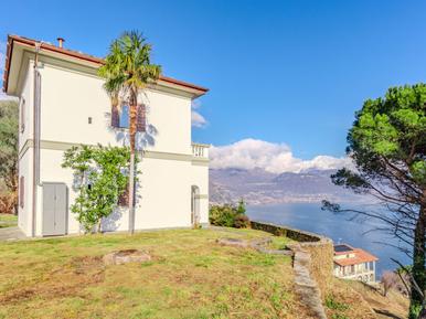 Gemütliches Ferienhaus : Region Calozzo für 4 Personen
