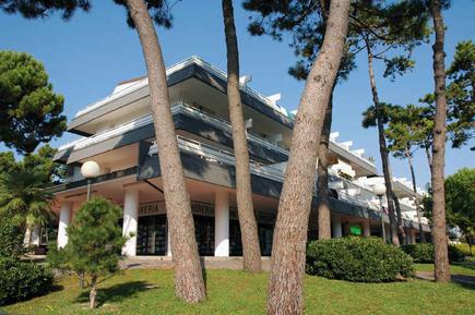  Für 4 Personen: Hübsches Apartment / Ferienwohnung in der Region Lignano Pineta