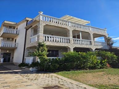  Für 2 Personen: Hübsches Apartment / Ferienwohnung in der Region Šibenik-Knin