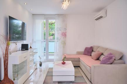  Für 5 Personen: Hübsches Apartment / Ferienwohnung in der Region Split