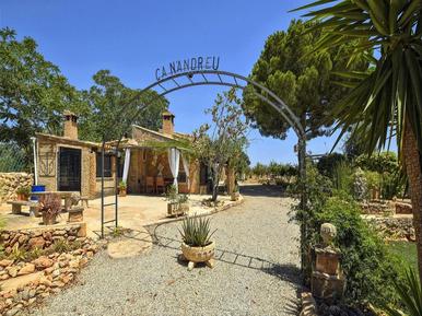 Gemütliches Ferienhaus : Region Santa Maria del Cami für 6 Personen