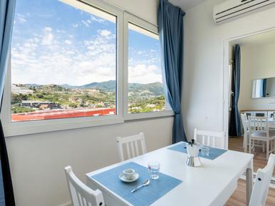  Für 5 Personen: Hübsches Apartment / Ferienwohnung in der Region Bussana