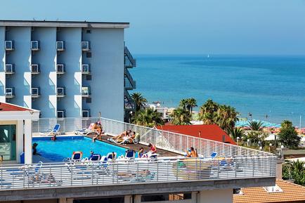  Für 6 Personen: Hübsches Apartment / Ferienwohnung in der Region Alba Adriatica