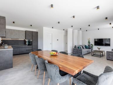 Gemütliches Ferienhaus : Region Kaštel Stari für 12 Personen