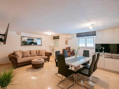 Gemütliches Ferienhaus : Region Krivodol für 12 Personen