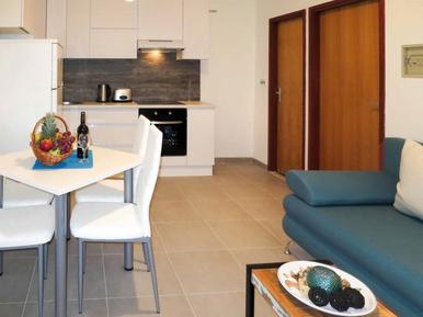  Für 4 Personen: Hübsches Apartment / Ferienwohnung in der Region Arbanija