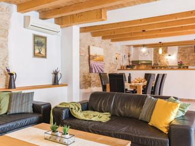 Gemütliches Ferienhaus : Region Batlug für 8 Personen