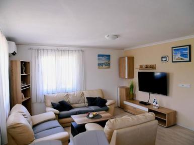 Gemütliches Ferienhaus : Region Gostinjac für 8 Personen