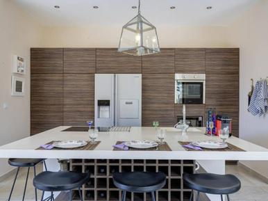 Gemütliches Ferienhaus : Region Radetici für 8 Personen